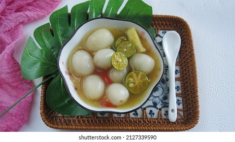 Asinan Rambutan is fresh rambutan pickled in sweet and sour sauce made of calamansi, spicy red chili and honey. Served cold on Ramadan for breakfasting                                                