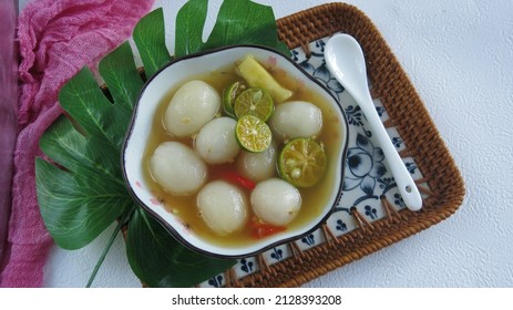 Asinan Rambutan is fresh rambutan pickled in sweet and sour sauce made of calamansi, spicy red chili and honey. Served cold on Ramadan for breakfasting                                                