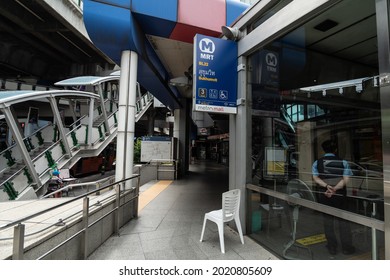 Asok Bangkok Thailand - August 6 2021: People Using Electric Trains Declined As They Had To Work From Home Due To Fears Of The Covid Situation. Quiet City Life. City Without People. Bad Economy.
