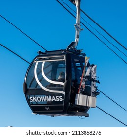 Aspen, Colorado - January 11, 2022: The Gondola At The Aspen Snowmass Ski Resort Lifts Skiers And Snow Boarders To The Top Of The Mountain.  