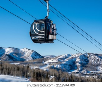 Aspen, Colorado - January 11, 2022: The Gondola At The Aspen Snowmass Ski Resort Lifts Skiers And Snow Boarders To The Top Of The Mountain.  