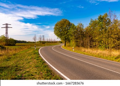 Route De Campagne Images Photos Et Images Vectorielles De Stock Shutterstock