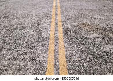 Asphalt Road Double Yellow Line Stock Photo 1583305036 | Shutterstock