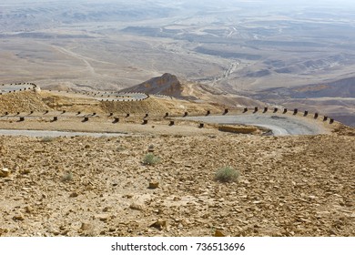 Asphalt Road Negev Desert Israel Breathtaking Stock Photo 736513696