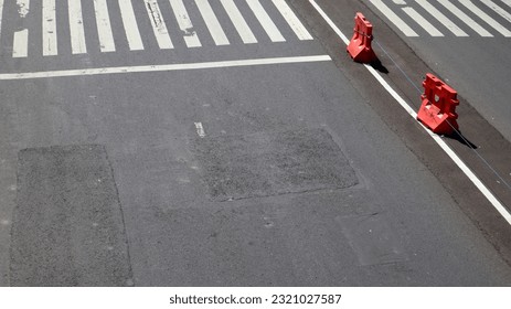 Asphalt roads that are not crowded with vehicles - Powered by Shutterstock