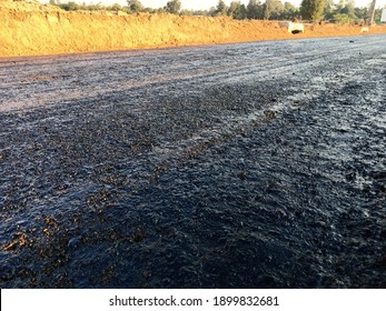 Asphalt spraying for pavement In road construction