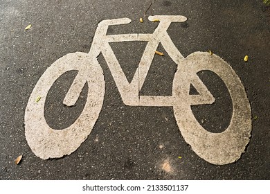 427 Bike path line drawing Images, Stock Photos & Vectors | Shutterstock