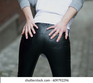 leather pants hot