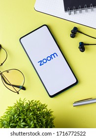 Assam, India - April 21, 2020 : Zoom Mobile App Logo - A Popular Video Conferencing Solution For Business Meetings.