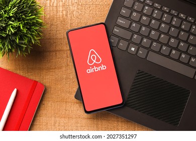 Assam, India - August 6, 2021 : Airbnb Logo On Phone Screen Stock Image.