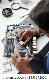 Assembling Computer Hardware Components on Workspace