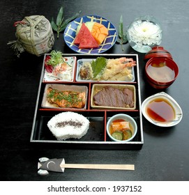 Assorted Bento Suki