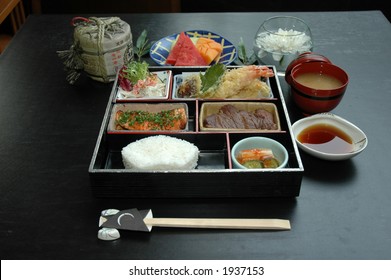 Assorted Bento Suki