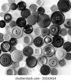Assorted buttons