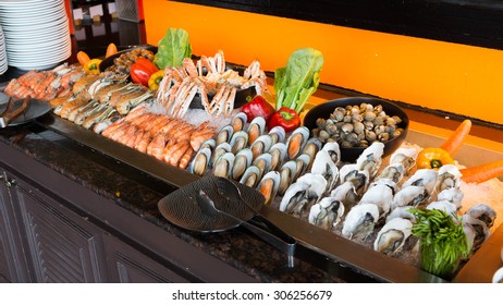 51,824 Buffet seafood Images, Stock Photos & Vectors | Shutterstock