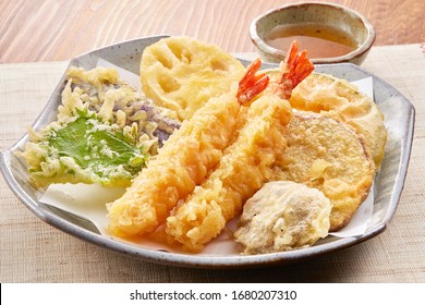 Assorted tempura on plate is Japanese most one of famous food