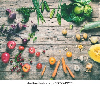 Assortment Fresh Organic Vegetables Scattered Wooden Background Rainbow Colored Nature Country Style Market Concept Local Garden Produce Clean Food Eating Dieting Toned