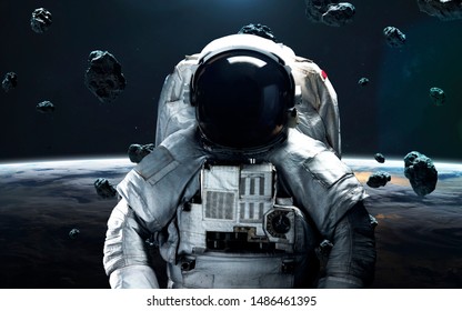 素晴らしい宇宙背景に宇宙飛行士の宇宙歩行の画像 深い空間の画像 壁紙や印刷に最適な高解像度のsfファンタジー Nasaが提供するこの画像のエレメント の写真素材 今すぐ編集