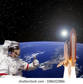 Astronaut Outer Space Rocket Earth View Stock Photo 1086322886 ...