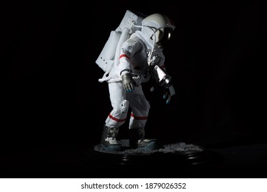 Astronaut in space suit on the Moon - Powered by Shutterstock - Get 15% off with code: PIKWIZARD15