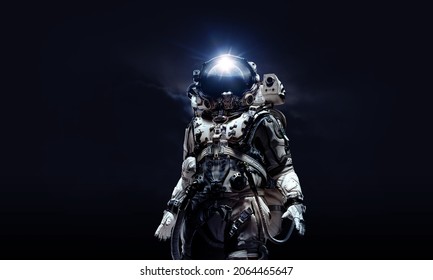 Astronaut auf schwarzem Hintergrund. Weltraumtechnologiekonzept