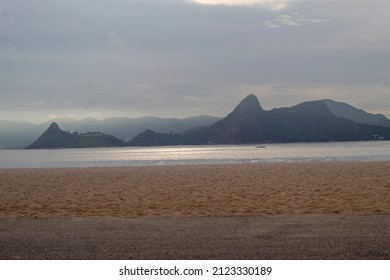 Aterro Do Flamengo Beach, Morning View