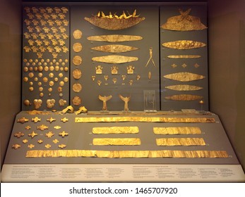 Athens, Greece - March 10, 2019: Various Artifacts Of The Bronze Age Found In The Tombs Of The Ancient Mycenae, Athens Arcaeological Museum, Greece