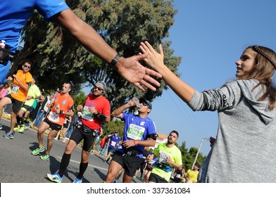 ATHENS, GREECE - NOV 8, 2015: Runners At The 33rd Athens Classic Marathon