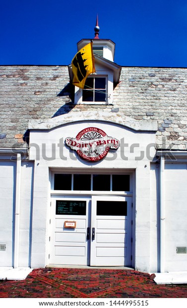 Athens Ohio Usa Dairy Barn Cultural Stock Photo Edit Now 1444995515