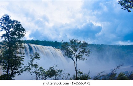 Athirapilly Waterfall Thrissur Kerala India 