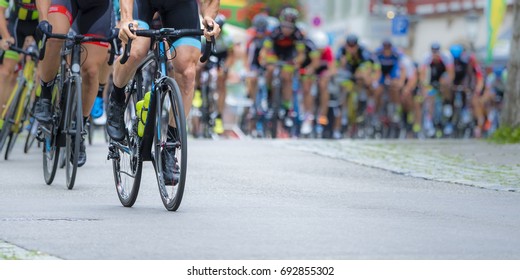 Athleten in einem Radrennen