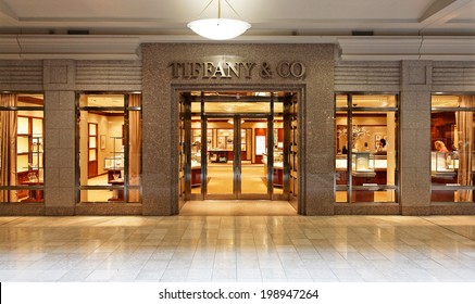 Tiffany Store Images Stock Photos Vectors Shutterstock