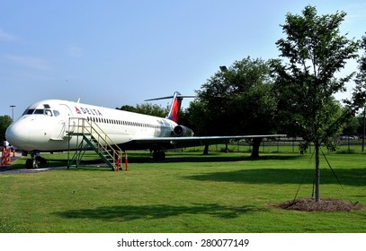 ATLANTA, GA -9 MAY 2015- Planes On Exhibit At The Delta Flight Museum, Located At The Hartsfield-Jackson Atlanta International Airport (ATL).