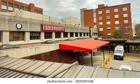 Atlanta, GA USA - March 26, 2021:  The Exterior Emergency Room Sign At Piedmont Hospital In Atlanta, GA.