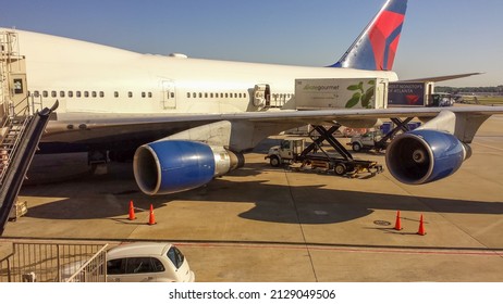 Atlanta, Georgia, USA. - May 1, 2015: Aircraft Ground Handling At The Airport 