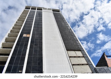 Atlantic City, New Jersey, USA -October 18, 2022: A Shuttered High-rise Sits Adjacent To The Former Trump Plaza Hotel And Casino. 