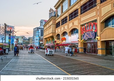 ATLANTIC CITY, NEW JERSEY/USA -September 2: A quiet boardwalk on September 2 2014 in Atlantic City after the closing of several casinos in the news.