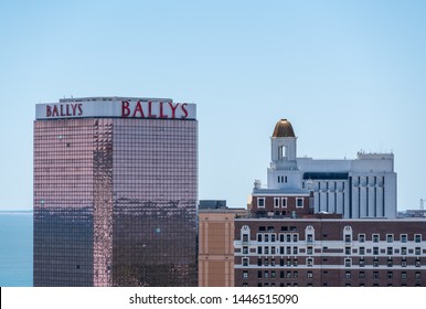 Atlantic City, NJ - 11 June 2019: Reflective Windows In Ballys Casino Tower In Atlantic City On The New Jersey Coast