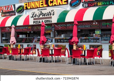 Atlantic City, NJ - August 22,2017:The boardwalk of Atlantic City is lined with many fast food restaurants much like this one.