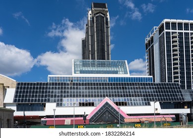 Atlantic City, NJ - Oct. 6, 2020: Preparation For Implosion At The Old Trump Plaza Hotel And Casino On The Boardwalk. Implosion Occurred On The Morning Of Feb. 17, 2021.