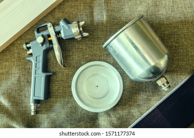 Atomizer assembly, before working in a carpentry workshop