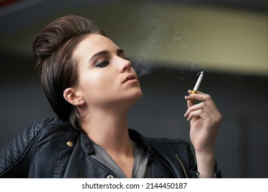 3,660 Woman smoking car Images, Stock Photos & Vectors | Shutterstock