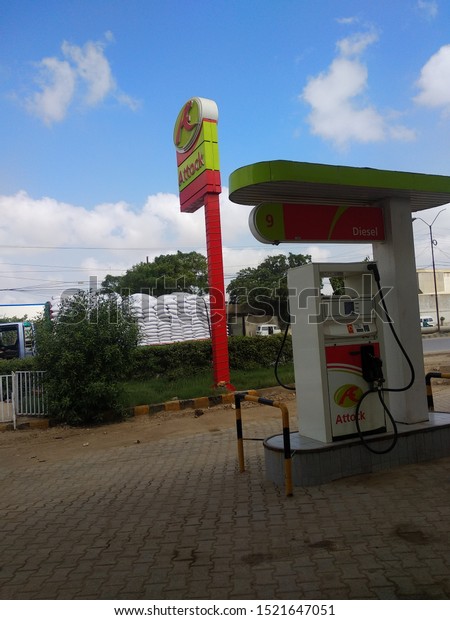 Attock Petroleum Gas Station with\
filling station in Site Area Karachi - Pakistan - Oct\
2019