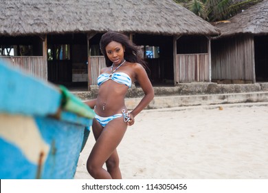 Ebony Beach Babes