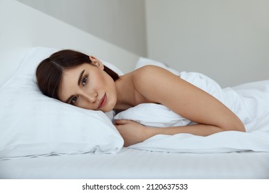 Nude Laying White Woman Images Stock Photos Vectors Shutterstock