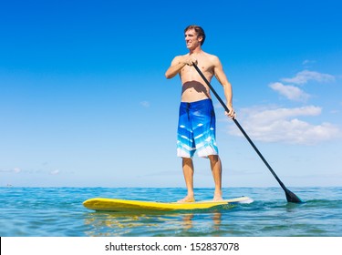 14,206 Man on paddle board Images, Stock Photos & Vectors | Shutterstock