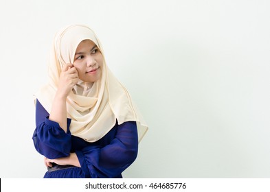 Malay Girl Think Images Stock Photos Vectors Shutterstock