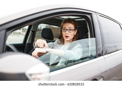 Attractive Red Hair Businesswoman Stuck In A Traffic Jam.She Argue With Other Car Drivers.Running Late On Job.