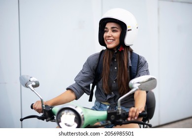 37,612 Scooter Helmet Images, Stock Photos & Vectors | Shutterstock