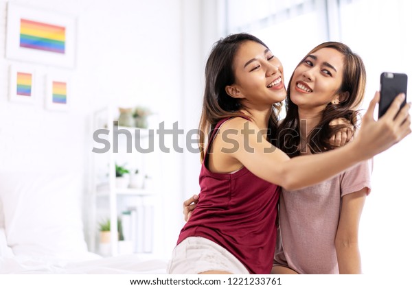 Teen Asian Lesbians